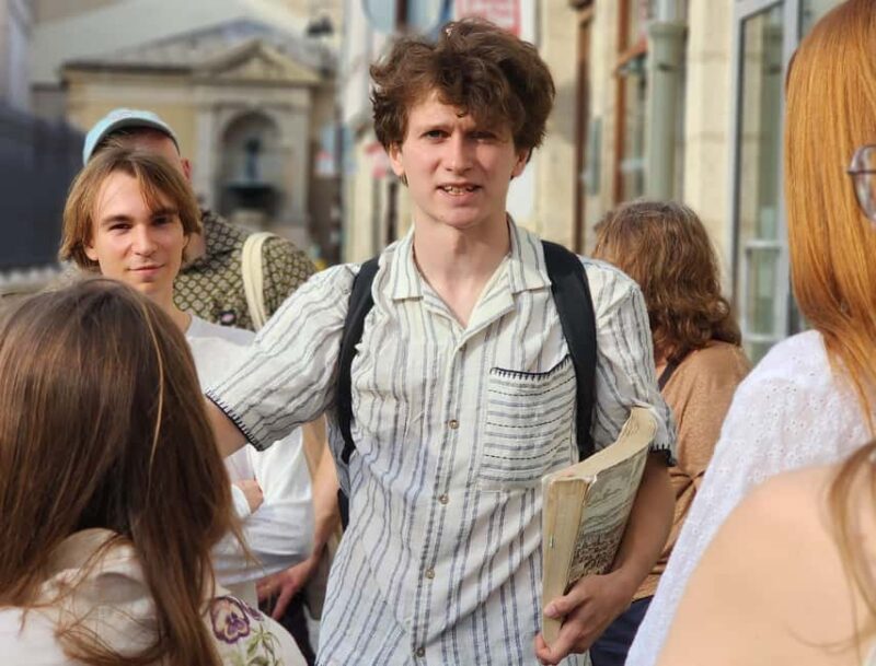 Marais: Intrigues of the French Kings Walking Tour - Why You Should Consider This Tour