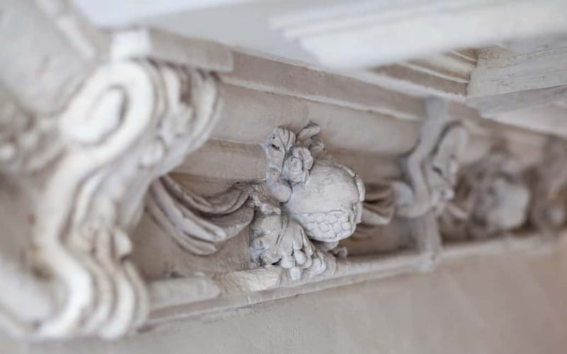 Marais Semi Private Walking Tour - Visiting the Hôtel de Ville and its Historical Significance