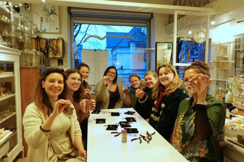 Maral Kunst : Jewelry Bar Experience (Jewelry Making) - Personal Guidance and Gallery Inspiration