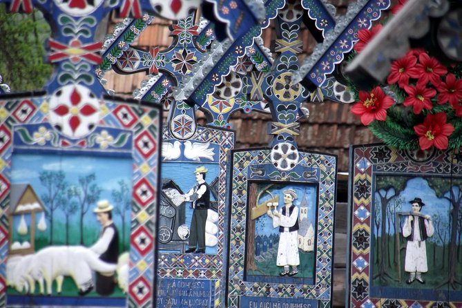 Maramures best (1 day, from Cluj) - Visiting a Traditional Dowry Room