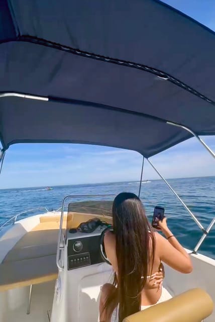 Marbella: Boat Rental drive yourself with Dolphin Sighting - Who Will Appreciate This Marbella Boat Rental?