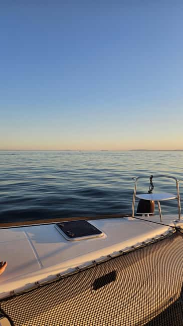 Marbella: Catamaran Sunset Cruise with Drinks and Snacks - Key Points