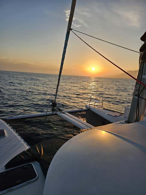 Marbella: Catamaran Sunset Cruise with Drinks and Snacks - Meeting Point and Practical Details