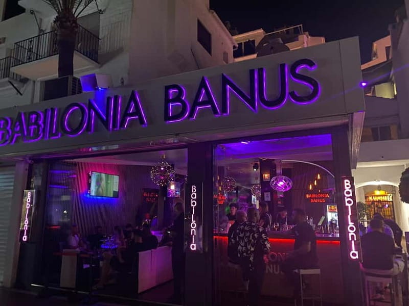 Marbella: Club tour in Puerto Banus, including Drinks and three clubs - Marbella: Club tour in Puerto Banus, including Drinks and three clubs