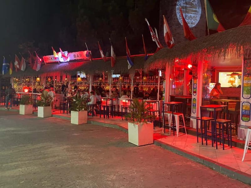 Marbella: Club tour in Puerto Banus, including Drinks and three clubs - Group Size and Privacy