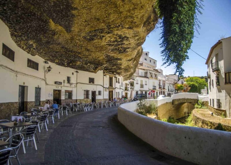 Marbella/Estepona: Ronda and Setenil de las Bodegas - Setenil de las Bodegas: A Village Built into the Canyon