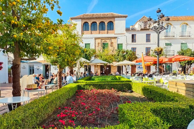 Marbella: group walking Tour - Discovering Marbella’s 9th-Century Moorish Castle and Incarnation Church
