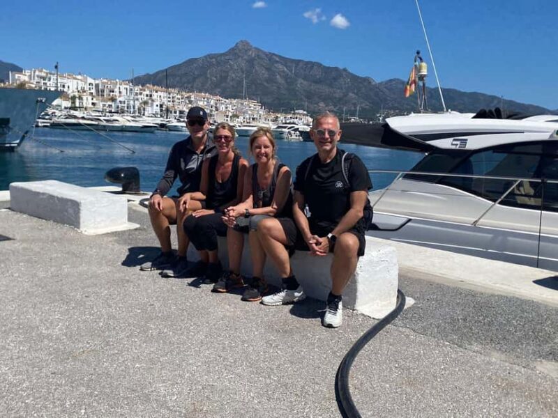 Marbella Old Town Tour & Boattrip to Puerto Banús - Scenic 30-Minute Catamaran Cruise to Puerto Banús