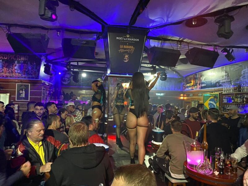 Marbella: Puerto Banus Night Life Walking Tour - Comparing Similar Experiences in Puerto Banus