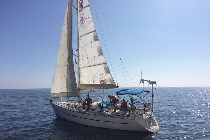 Marbella Sailing Experience - Food and Drinks: Included Snacks and Alcoholic Beverages