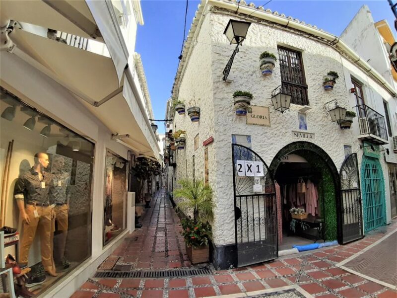 Marbella: Sightseeing Walking Tour - Marbella’s Religious Heritage and Architectural Beauty