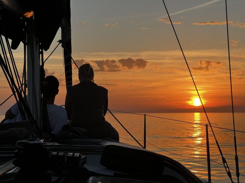 Marbella: Sunset Sailing Trip with Drinks and Snacks - Key Points