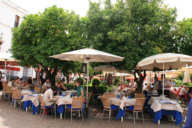 Marbella y Mijas Full Day Tour from Malaga - Puerto Banus Marina: Luxury and Leisure