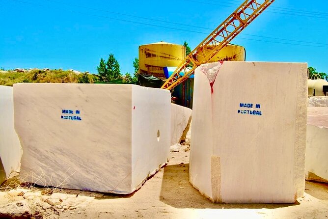 Marble Tour in Vila Viçosa - Artisanal and Manual Marble Transformation in Vila Viçosa