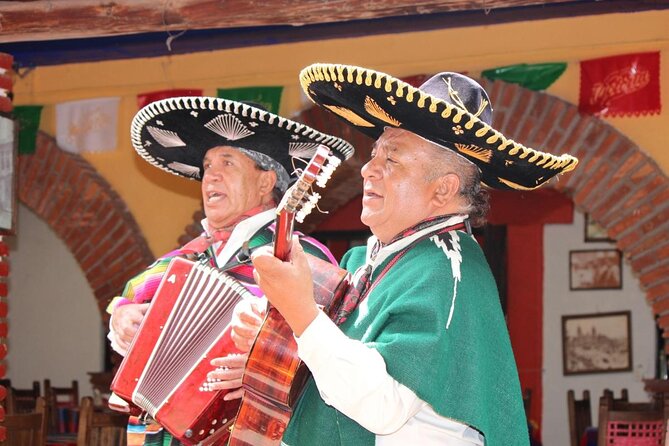 Mariachi Night in Garibaldi and Dinner at Bellini - Discover the Unique Charm of Mariachi Night in Garibaldi and Dinner at Bellini