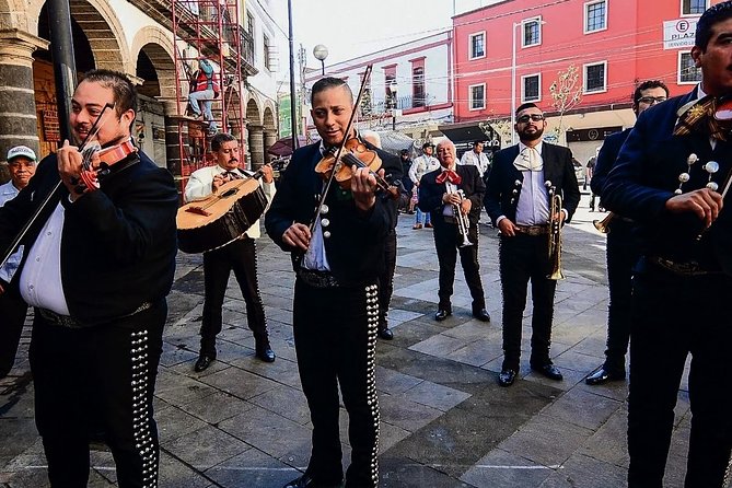 Mariachi Night in Garibaldi and Dinner at Bellini - Who Will Enjoy This Tour Most?