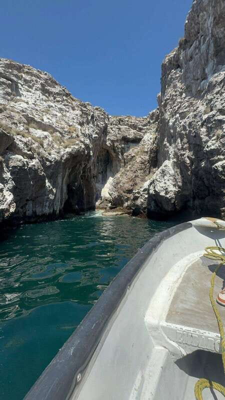 Marieta Islands: Full-Day Tour with Meals and Open Bar - Meals and Open Bar on the Boat