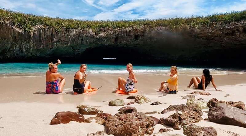 Marietas Islands and its Hidden Beach: Small Groups Tours - Exploring the Hidden Beach via Marine Tunnel