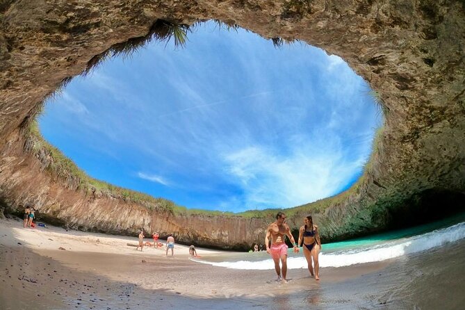 Marietas Islands Snorkeling Adventure with Open Bar and Lunch - Explore the Marietas Islands with a Comprehensive Snorkeling Adventure
