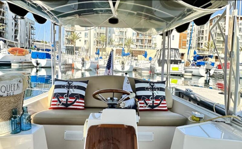 Marina Del Rey: A Romantic Boat Cruise with Sushi & Wine - Comparing This Tour with Similar Experiences