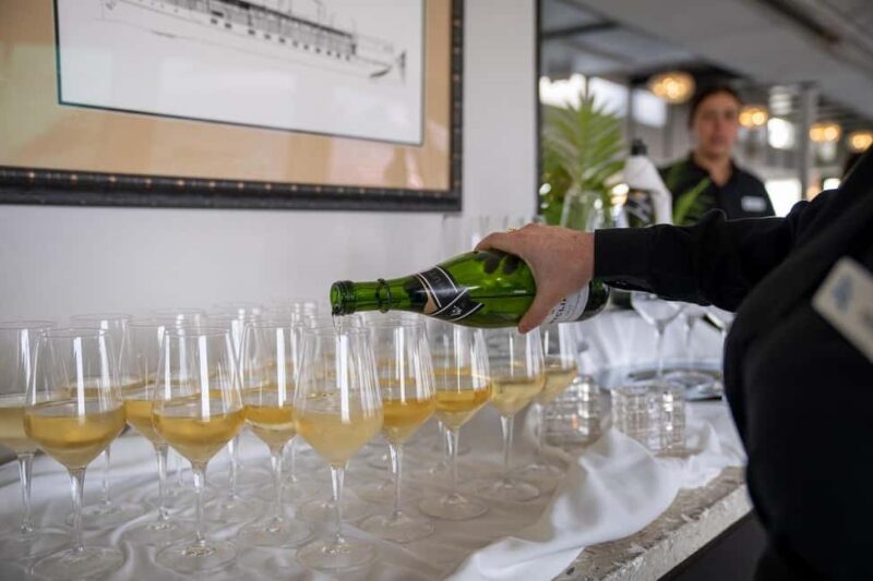 Marina del Rey: Champagne Brunch Cruise - What the Buffet Brunch Entails