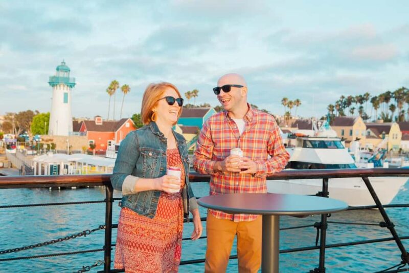 Marina Del Rey: Sunset Cruise with Dinner - The Experience of Dinner and Entertainment on the Water