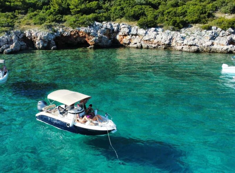 Marina Frapa: 7 Caves Boat Tour with Drinks and Snorkeling - Introduction to the Marina Frapa: 7 Caves Boat Tour with Drinks and Snorkeling