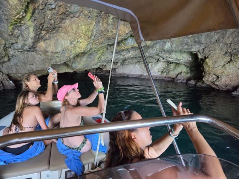 Marina Frapa: 7 Caves Boat Tour with Drinks and Snorkeling - Exploring the Green and Bezdanj Caves