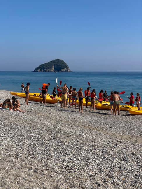 Marine Park of Bergeggi Island: Guided Kayak tour at sunset - Booking, Cancellation, and Practical Details