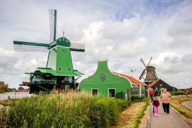 Marken, Volendam and Edam: Private Full-Day Tour - Explore North Holland’s Iconic Villages on a Private Full-Day Tour