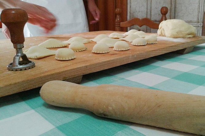 Market Tour & Southern Italian Cooking Class near Agropoli - Cooking in a Family Home with Nicola’s Mother, Lia