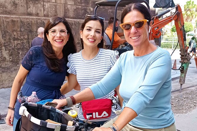 Markets and monuments: walking tour and street food in Palermo - Discovering the Baroque Charm of Piazza Olivella and Fontana della Vergogna