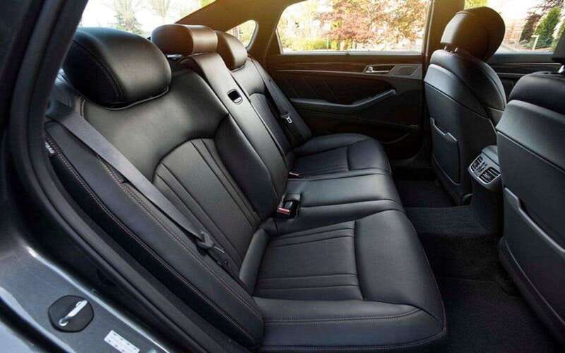 Markham: Luxury Private Car Tours - Discover the Comfort of Markham: Luxury Private Car Tours