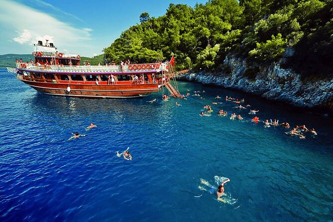 Marmaris Aegean Islands Boat Trip With Lunch & Unlimited Drinks - Swimming in the Transparent Waters of Aquarium Bay