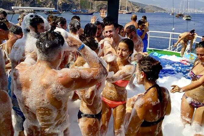 Marmaris All Inclusive Pirate Boat Trip With BBQ Lunch - Swimming at Aquarium Bay’s Crystal Waters