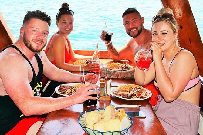 Marmaris Booze Cruise With Ultra All Inclusive Drinks & BBQ Lunch - Delicious BBQ Lunch and Unlimited Drinks Throughout the Day