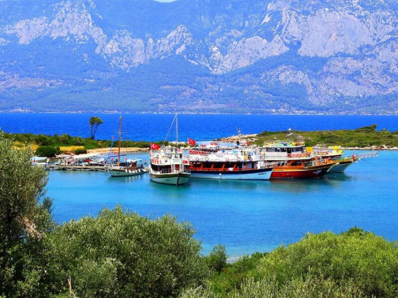 Marmaris: Cleopatra Island Boat Trip with Lunch and Transfer - Experience the Charm of Cleopatra Island and Surrounding Bays on a 7-Hour Boat Tour