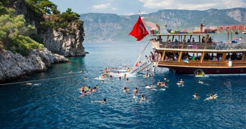 Marmaris: Cleopatra Island Boat Trip with Lunch and Transfer - Swimming and Snorkeling at Fine Sand Bay and Deep Blue Bay