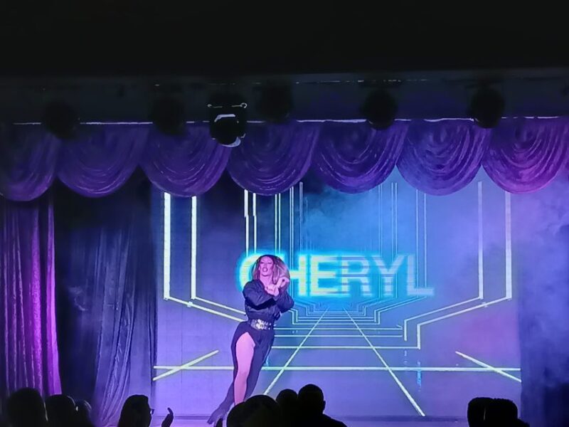 Marmaris: Talk of the Town Dinner Show with Pickup - Who Will Enjoy the Talk of the Town Dinner Show