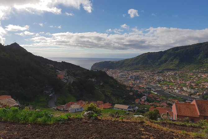 Maroços - Mimosa Valley - The Experience of a Guided, Easy Walk