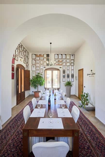 Marsala: Caruso & Minini wine tasting and scents from the vegetable garden - Unique Wine Tasting Experience at Caruso & Minini in Marsala