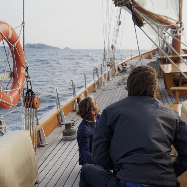 Marseille : Afternoon sailing trip - Boarding Le Don du Vent in Marseille’s Old Port