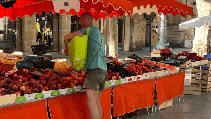 Marseille and Aix-en-Provence: culture, history and art of living - Shopping and Strolling at Place Richelme Market