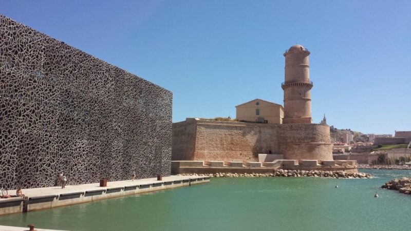 Marseille and Calanques ebike tour full day - Scenic Stops at the Calanques and Marseille’s Neighborhoods