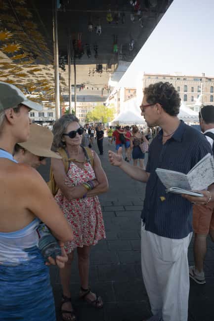 Marseille Belvedere: The city through architecture - Discover Marseille’s Architecture and Evolution with an Expert Guide