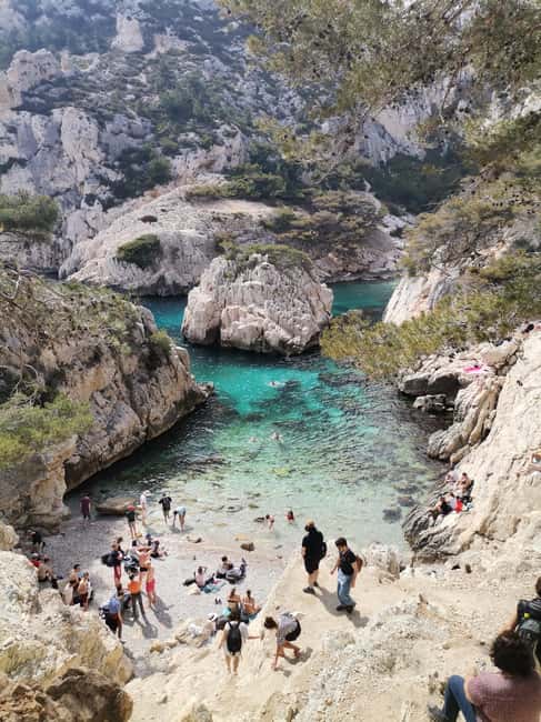Marseille: Calanques National Park Guided Hike with Picnic - The Calanques: Breathtaking Creeks and Unique Landscapes