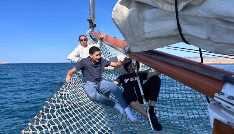 Marseille: Calanques Sailing Cruise with Lunch and Wine - Marseille: Calanques Sailing Cruise with Lunch and Wine