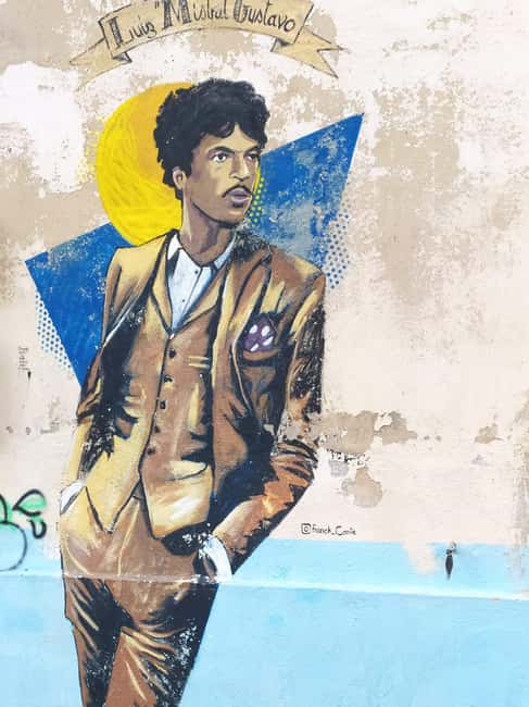 Marseille: cityrando Le Vieux-Port Le Panier La Joliette - Practical Details and Meeting Point