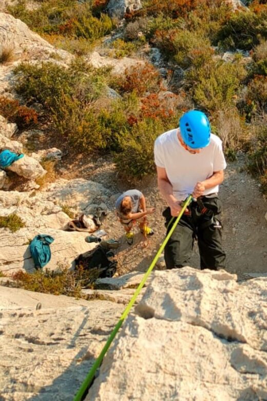 Marseille : Climbing class in the Calanques National Park - The Value of an Outdoor Climbing Class in the Calanques