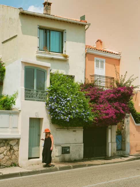 Marseille: Food, Culture, and Art Walking Tour - Discovering Cours Julien: Marseille’s Artistic Bohemia